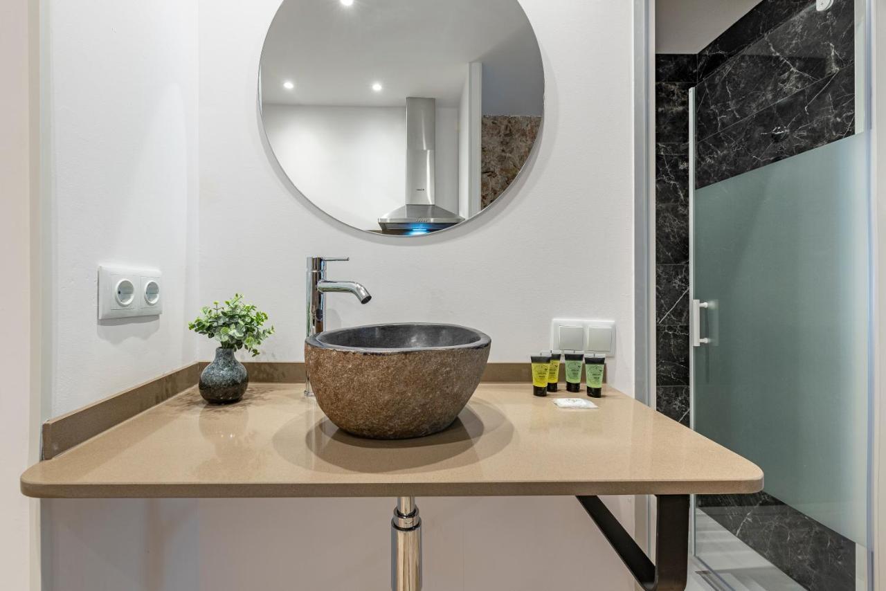 Stone Wall Apartment En Barri Port Maritim Tarragona Exterior foto